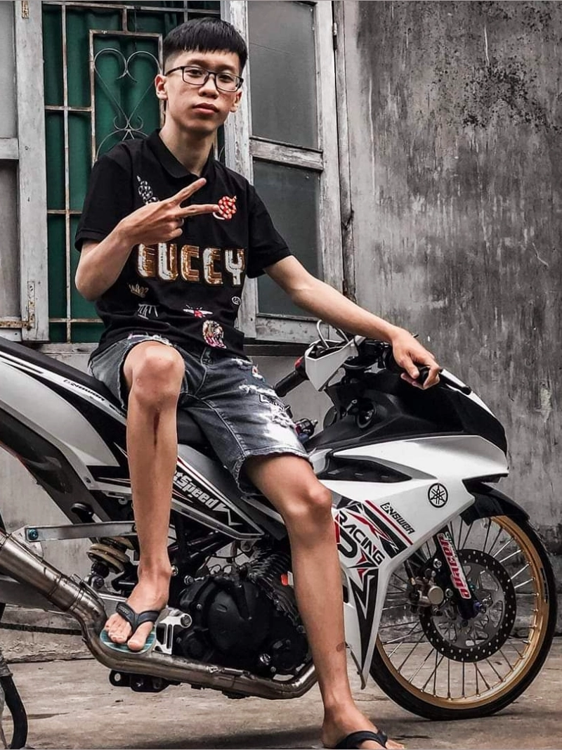 ảnh trai đẹp và siêu xe