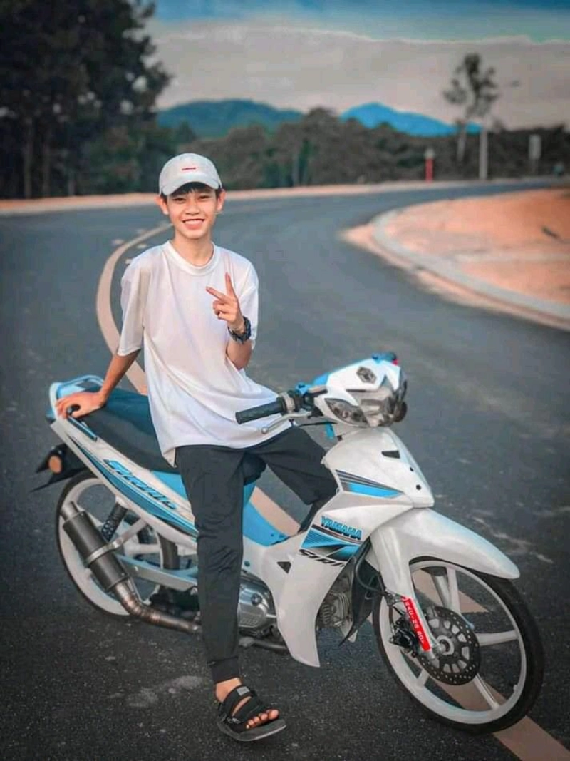 ảnh trai đẹp và siêu xe