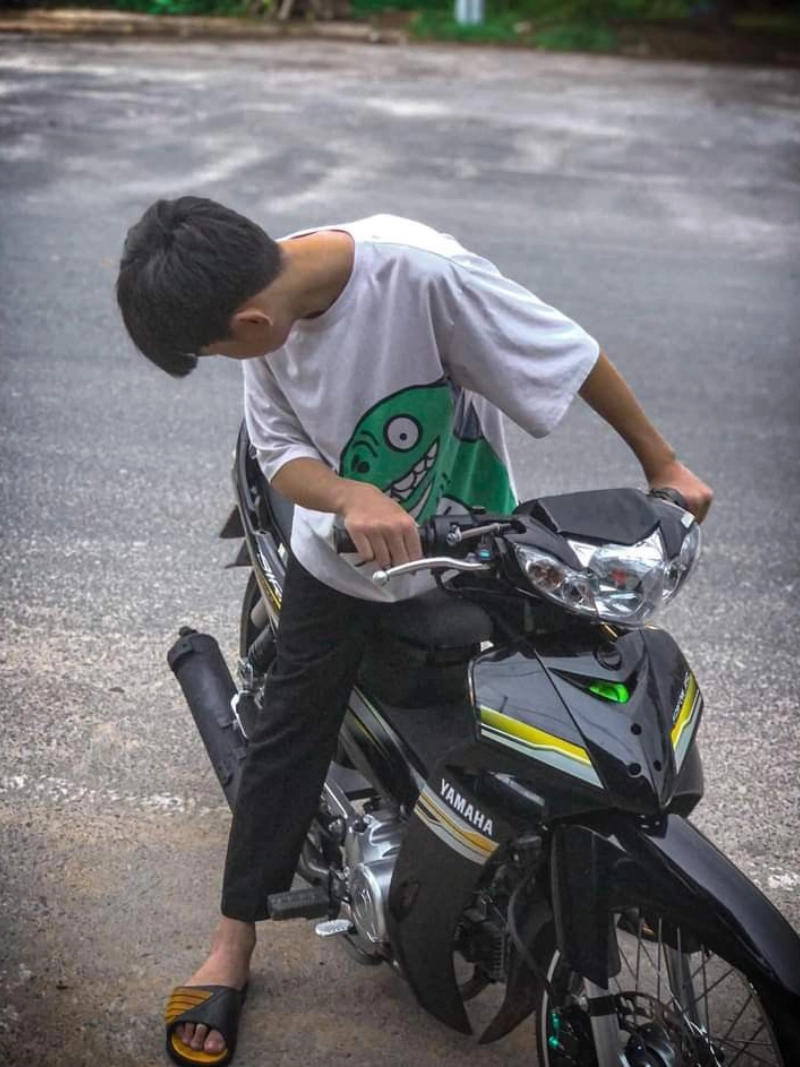 ảnh trai đẹp và siêu xe