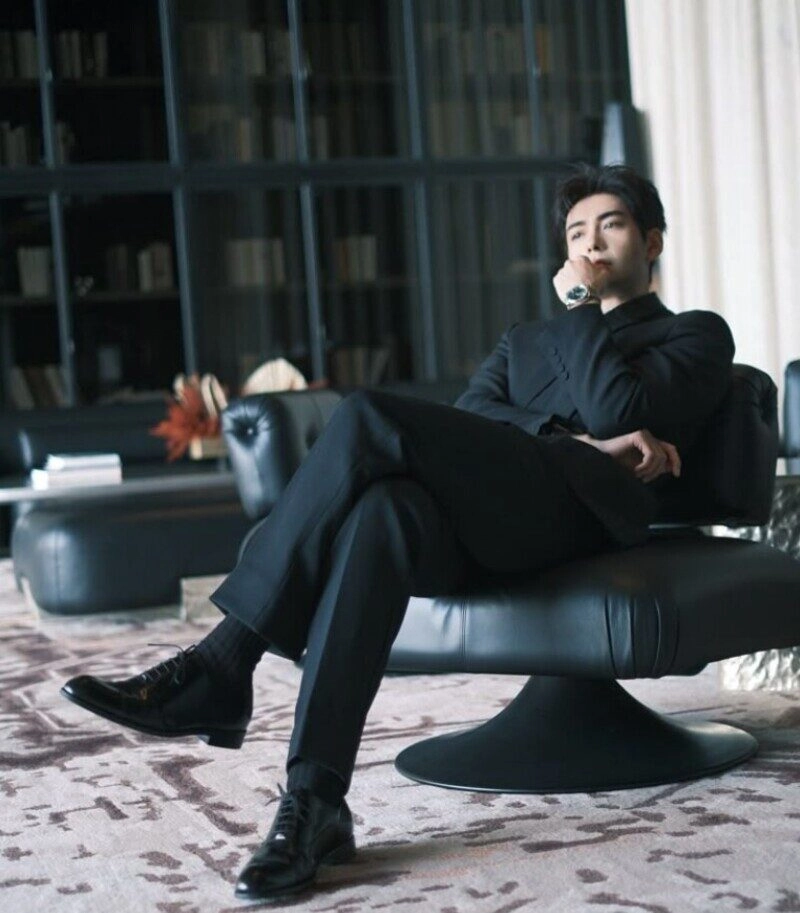 hình ảnh nam doanh nhân thành đạt