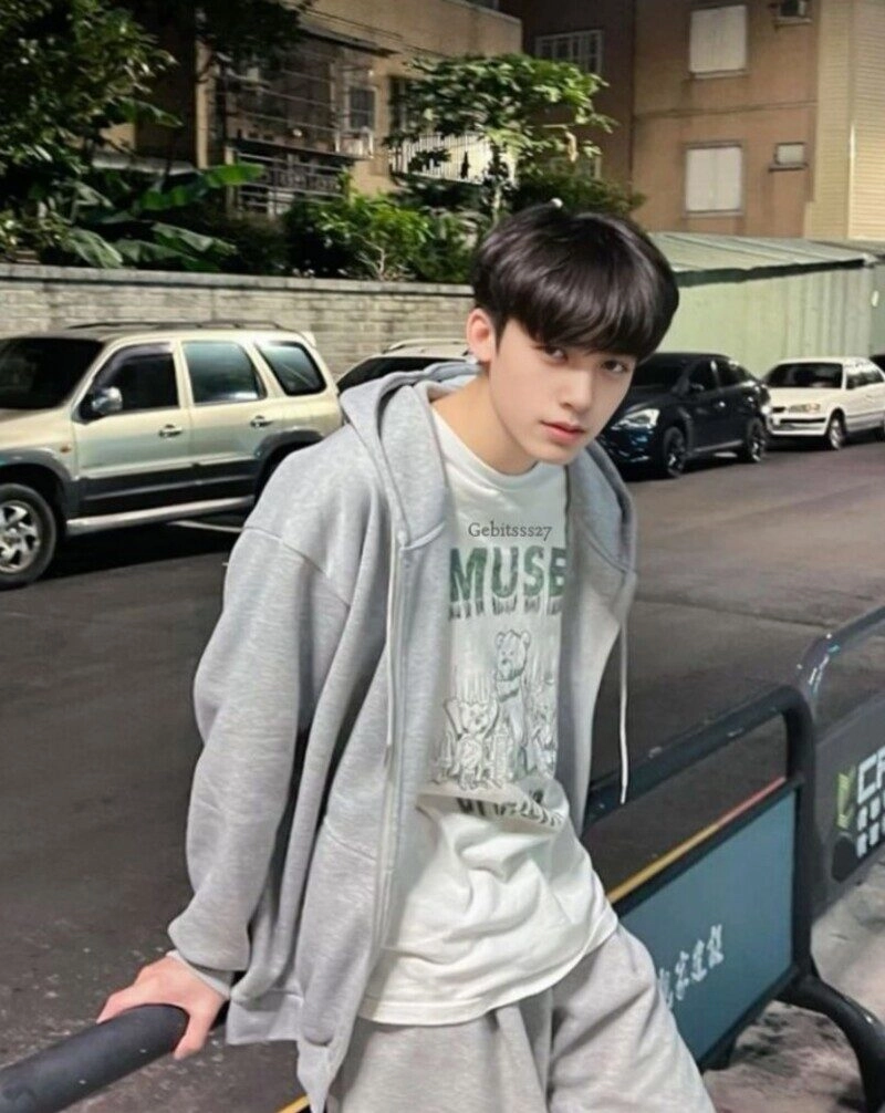 hình ảnh trai đẹp 18 tuổi