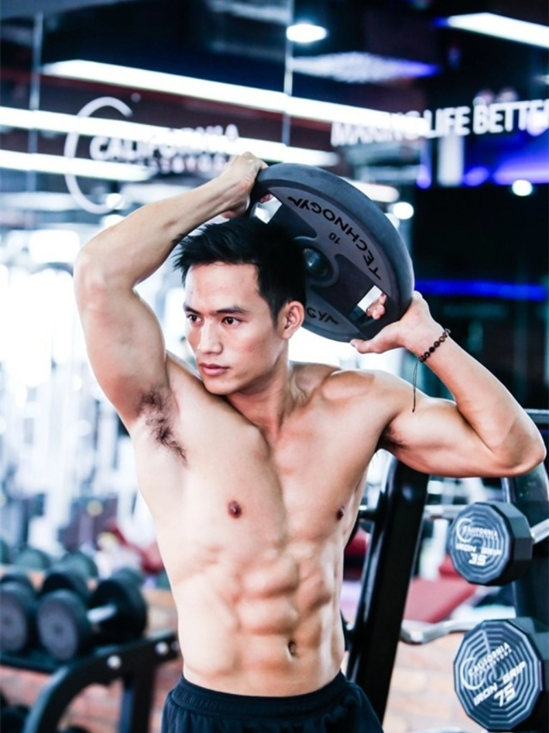 hình ảnh trai đẹp tập gym