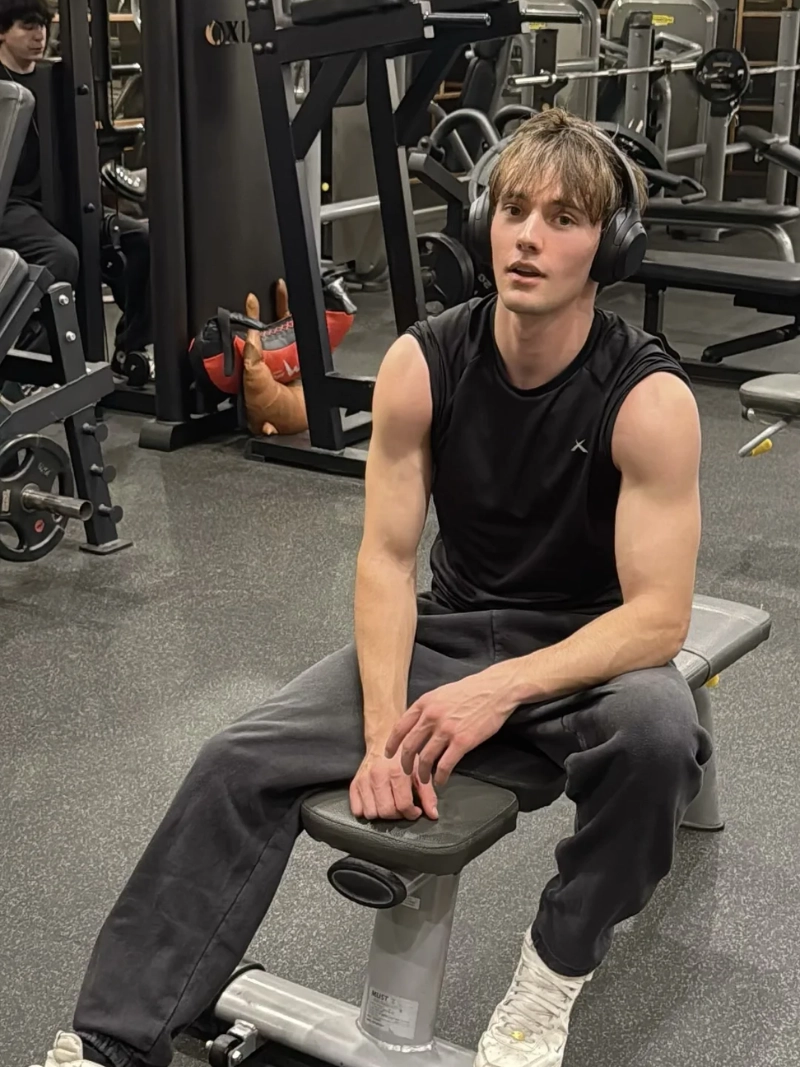 hình ảnh trai đẹp tập gym