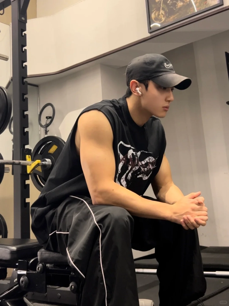 hình ảnh trai đẹp tập gym