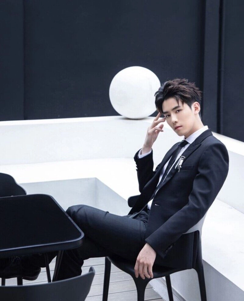 mẫu ảnh doanh nhân nam