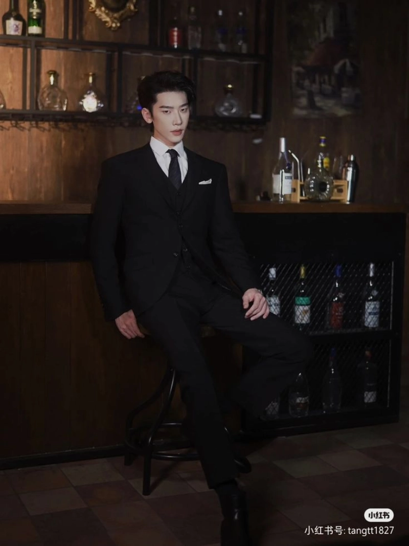 ảnh nam chính ngôn từ