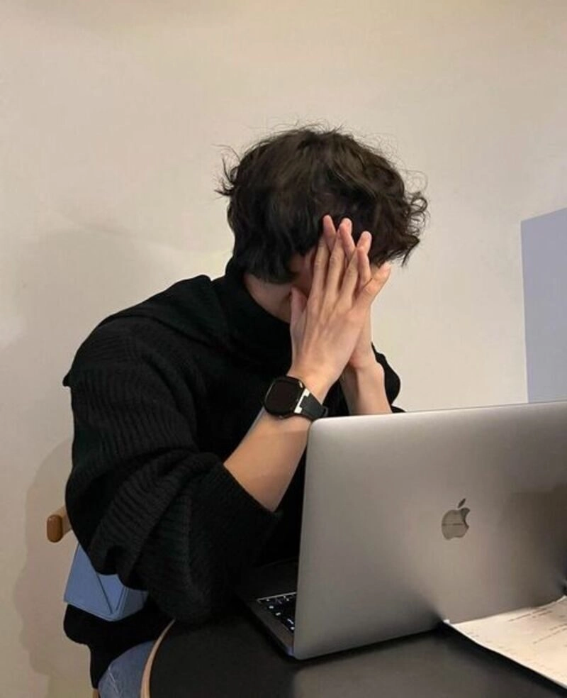 ảnh nam chụp không thấy mặt