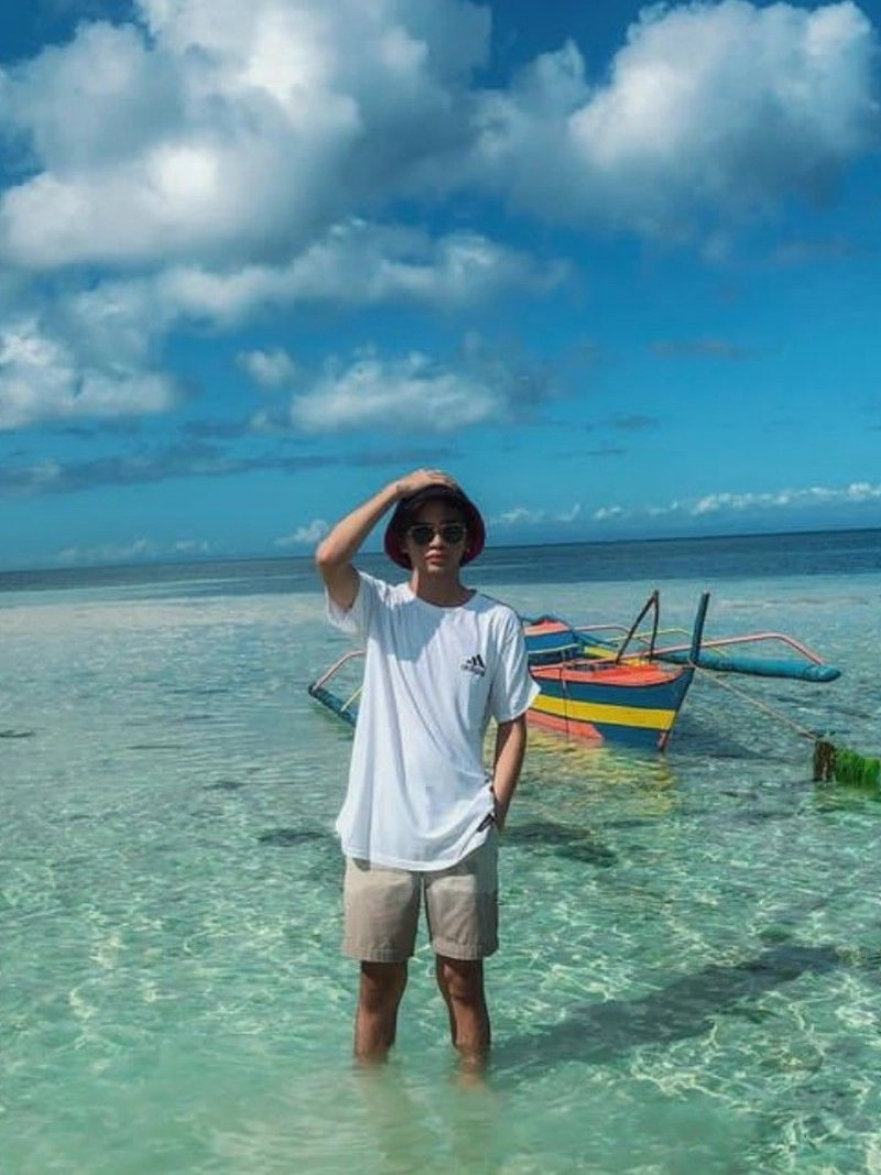 ảnh nam đi du lịch