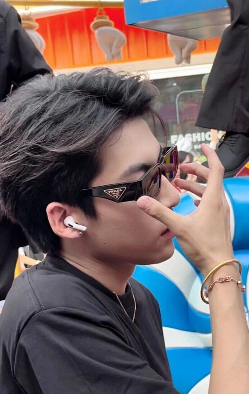 ảnh nam không mặt