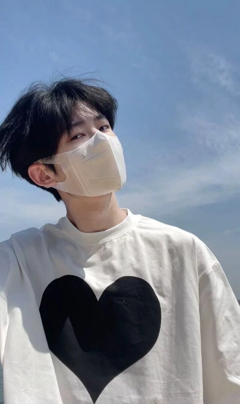 ảnh nam không thấy mặt