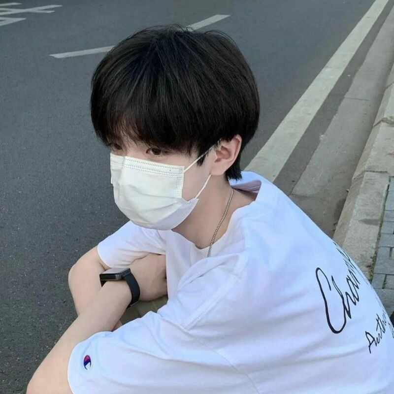 ảnh nam không thấy mặt