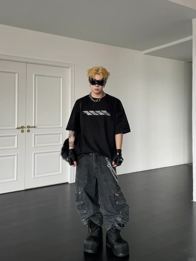 ảnh nam mặc đồ đen ngầu