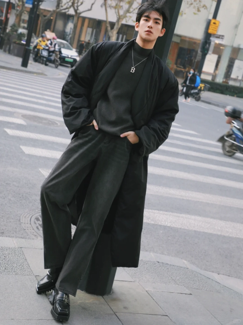ảnh nam mặc đồ đen ngầu