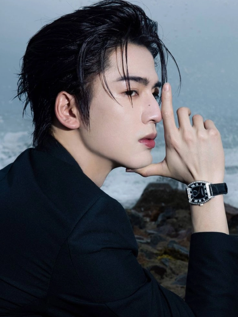 ảnh nam mặc đồ đen ngầu