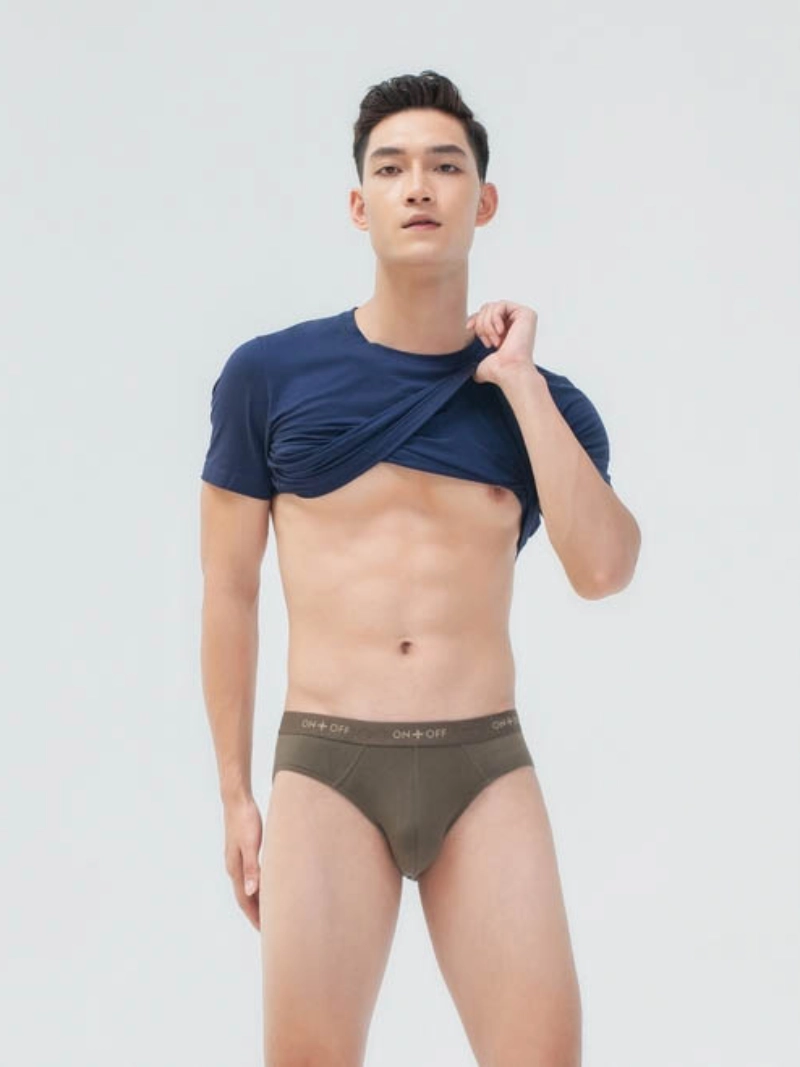 ảnh nam mặc sịp