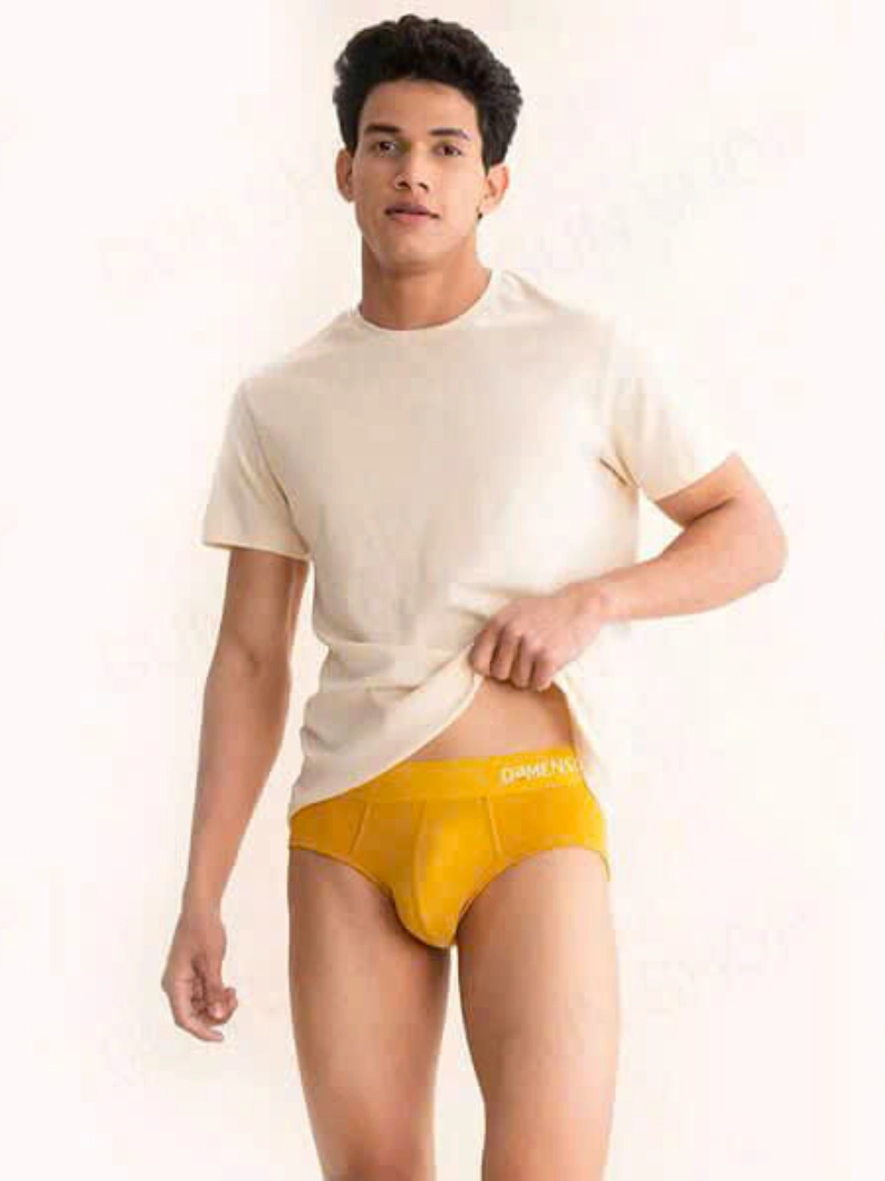 ảnh nam mặc sịp