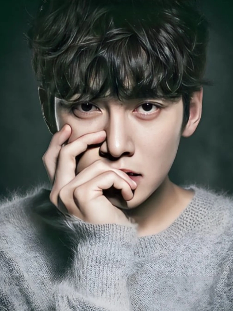 ảnh trai đẹp tóc xoăn