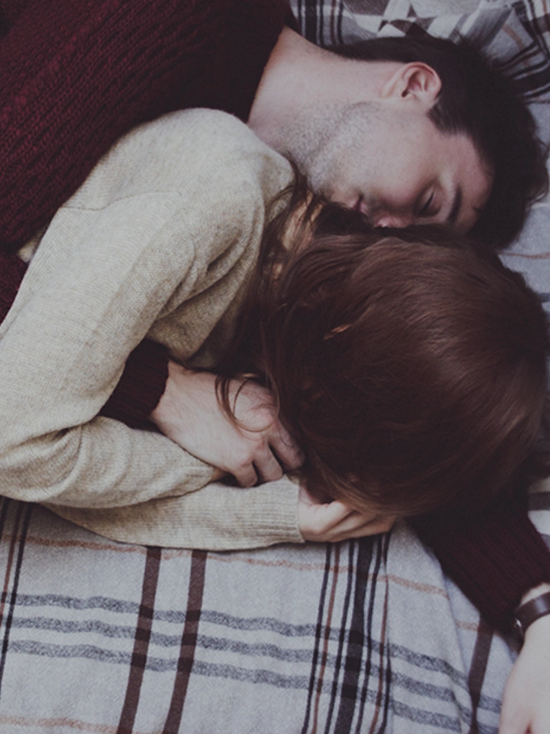 ảnh nằm với gái