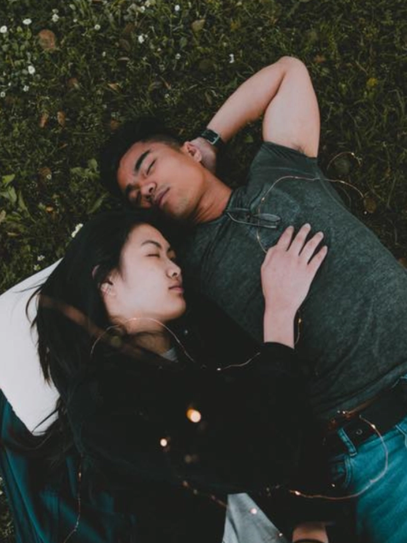 ảnh nằm với gái