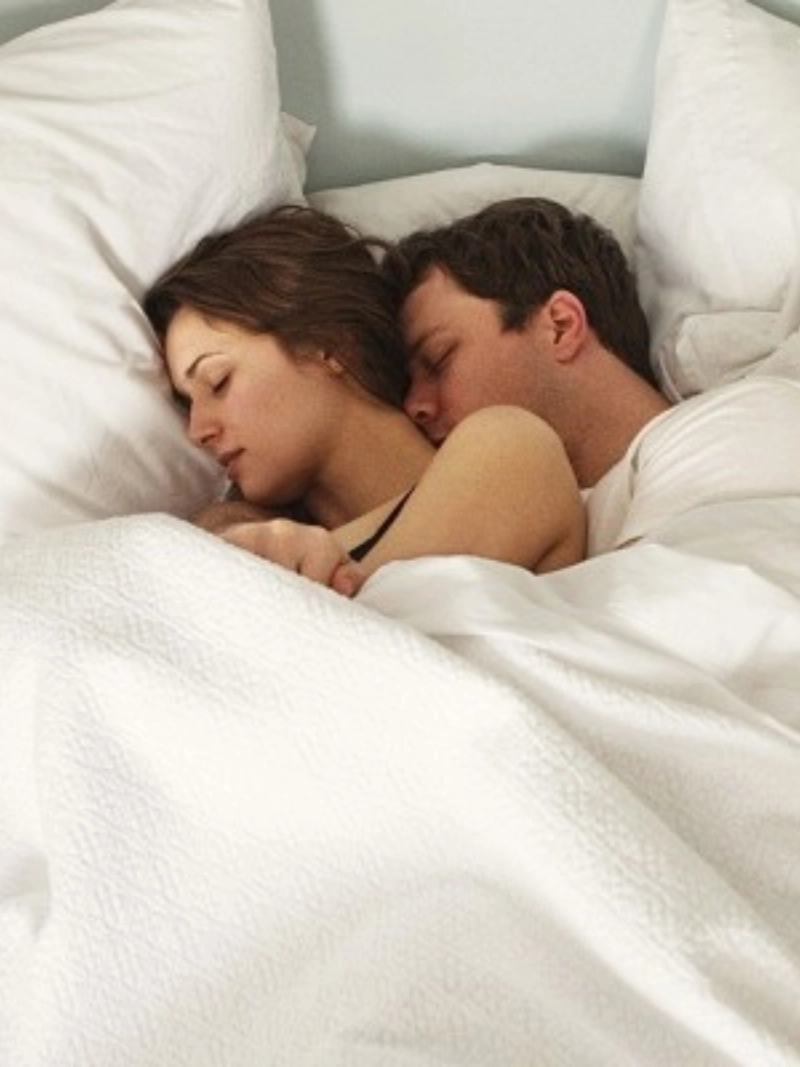 ảnh nằm với gái