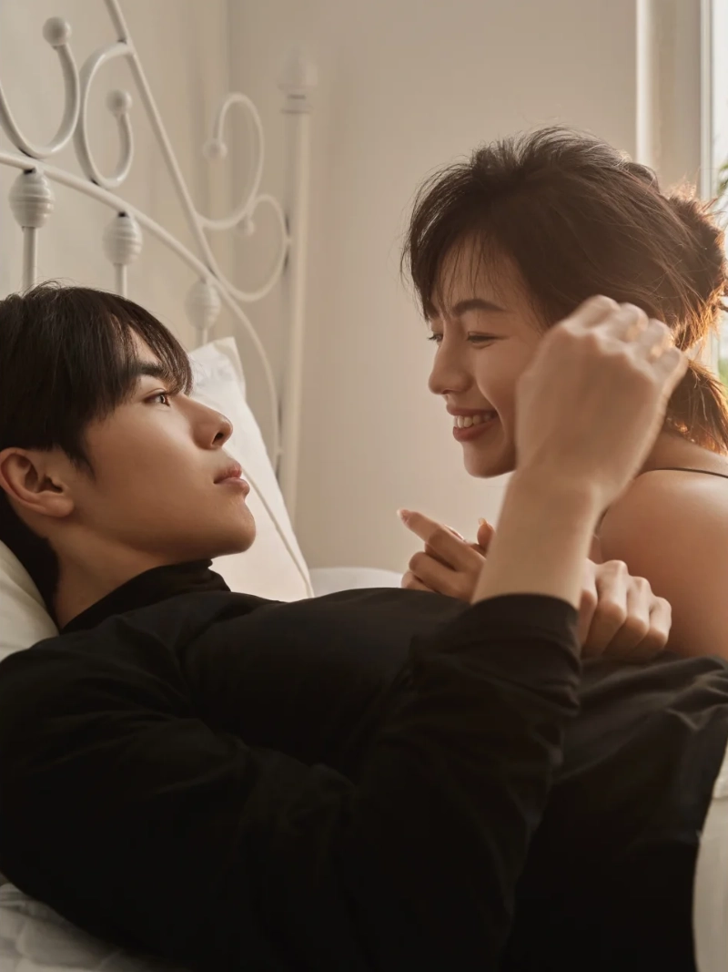 ảnh nằm với gái