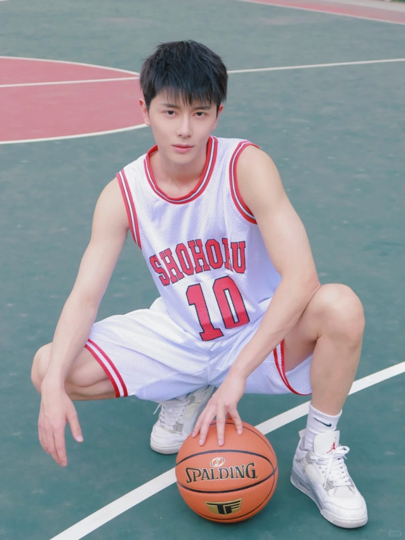 ảnh trai đẹp chơi bóng rổ