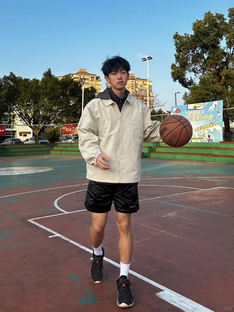 ảnh trai đẹp chơi bóng rổ