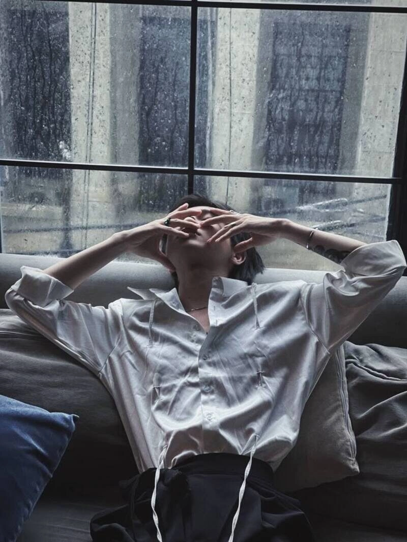 ảnh trai đẹp chụp che mặt