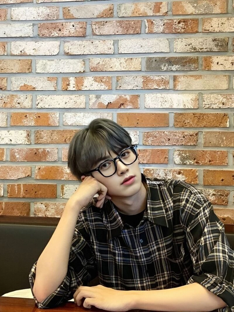 ảnh trai đẹp phú quốc meme