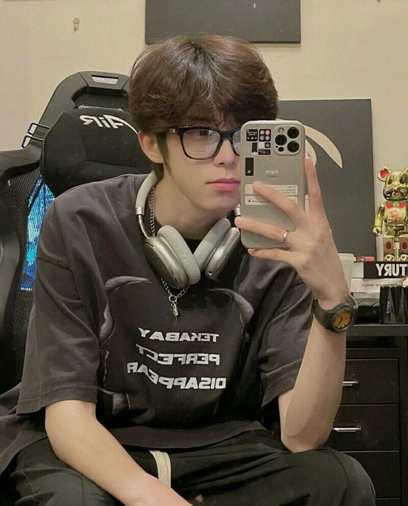 ảnh trai đẹp tóc 2 mái