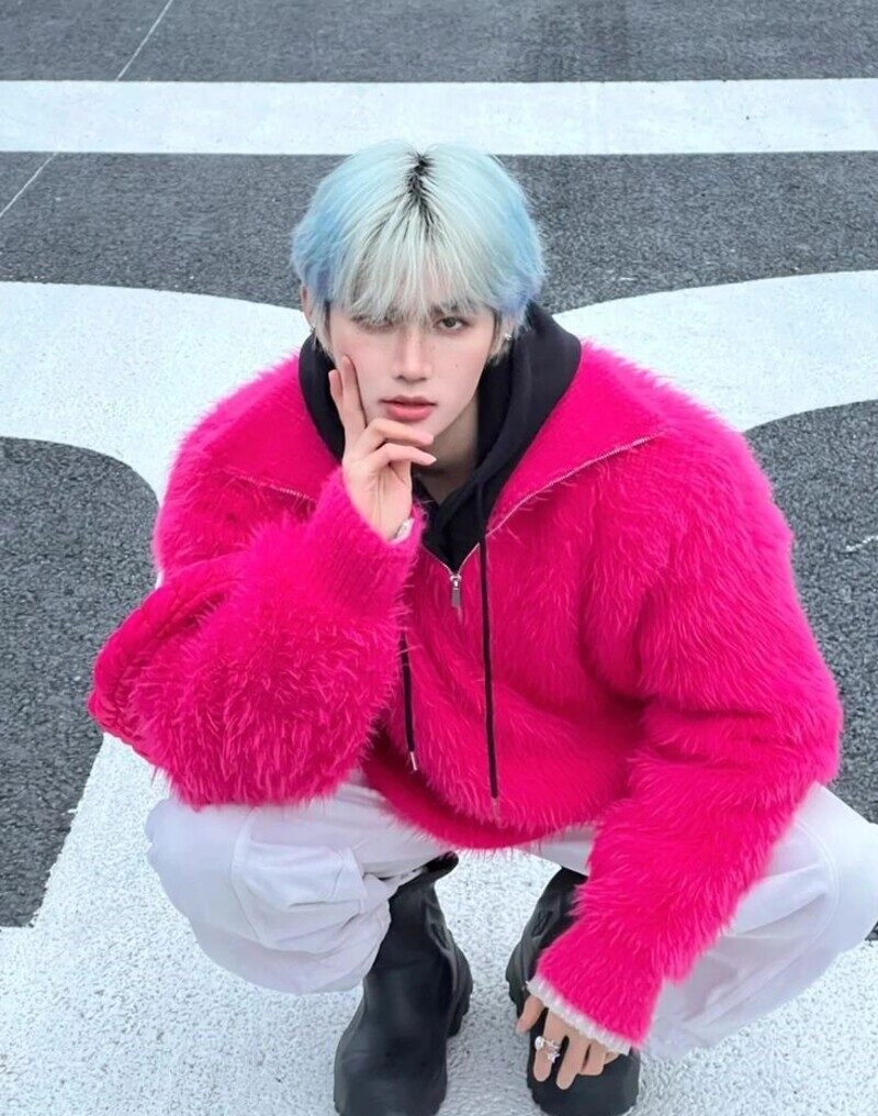 ảnh trai đẹp tóc xoăn