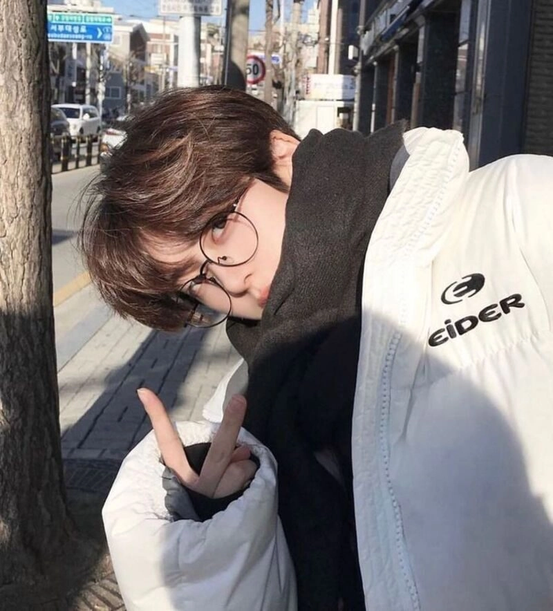 ảnh trai đẹp tóc xoăn