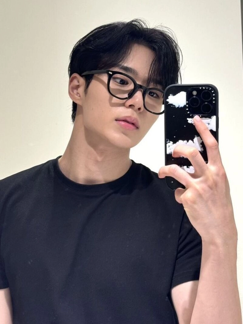 ảnh trai mặt mộc