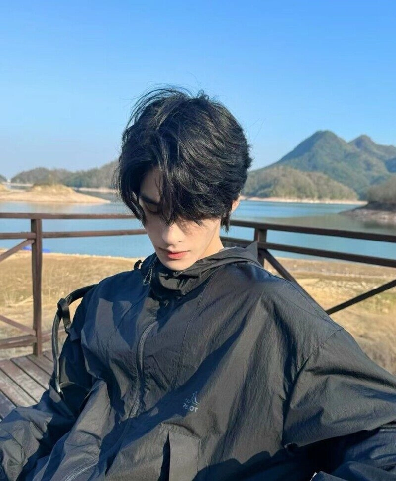 trai đẹp nhuộm tóc