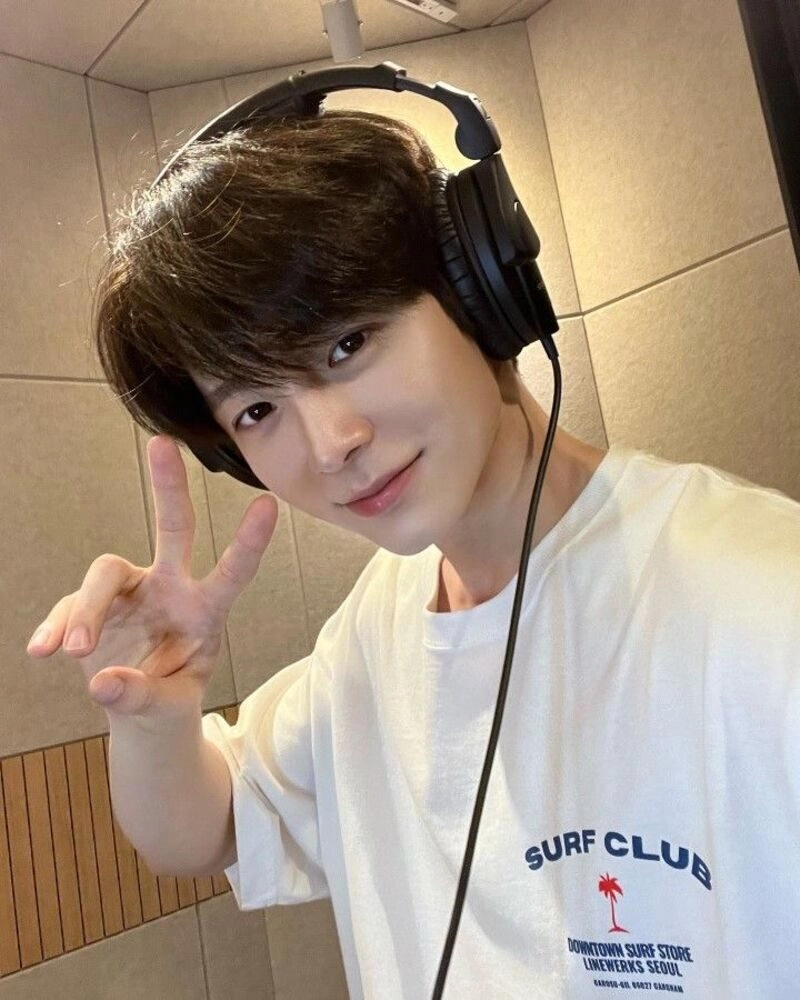 tư thế chụp ảnh selfie đẹp cho nam